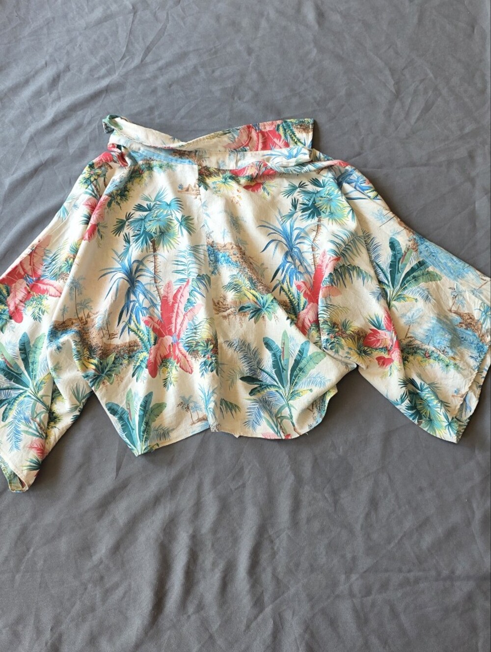 C&C California Tropical Tie-Front Blouse in Cream with Teal & Coral Print - Picture 5 of 5